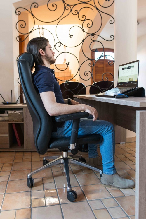 Ergonomikusan kialakított vezetői forgószék - Sonata, állítható karfával, dönthető ülő és háttámlával